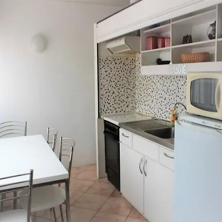 House Maison T3, Situee Au Coeur Du Quartier De L'aiguillon *